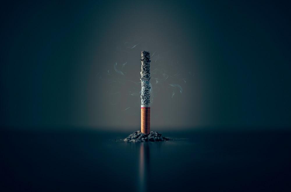 Dejar de fumar: Foto de Mathew Macquarrie (Unsplash)